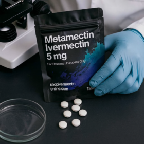 Metamectin Ivermectin product closeup